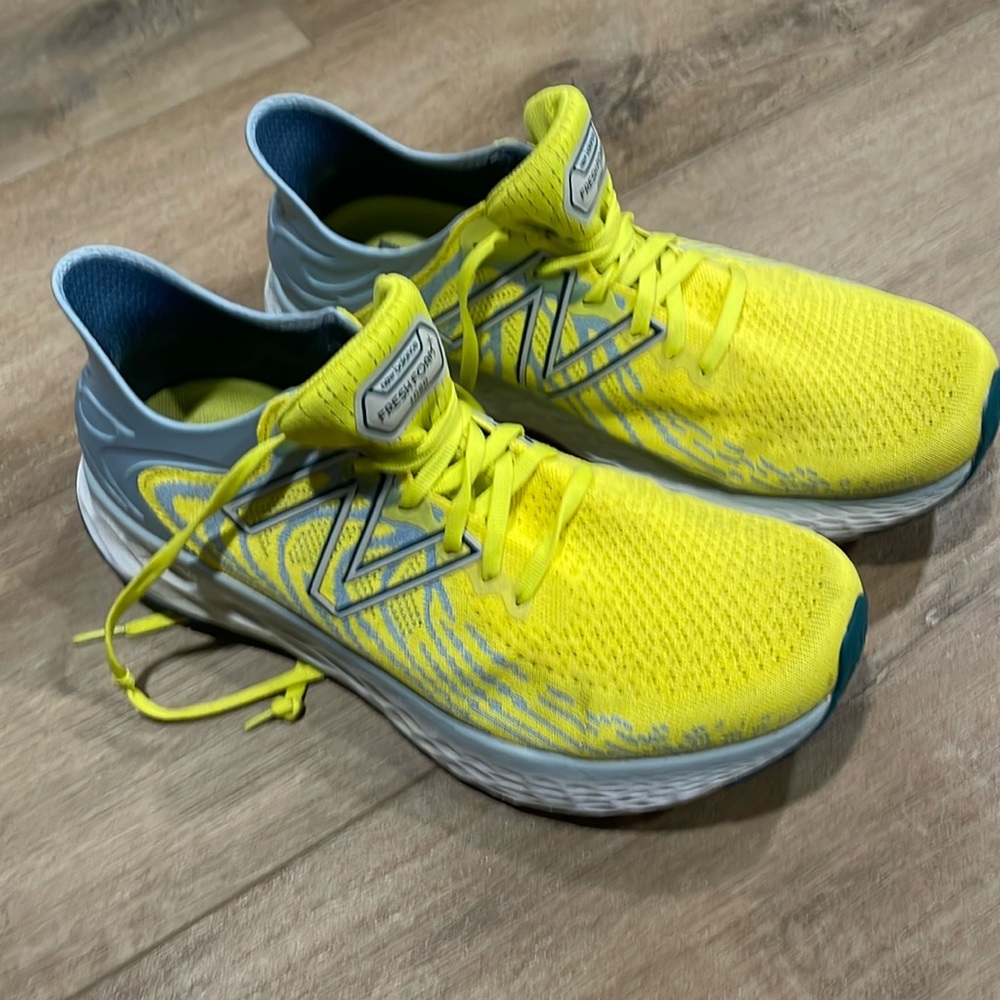 New Balance Fresh Foam 1080v11 Men’s US Size 10.5 Running Shoes M1080C11 Yellow